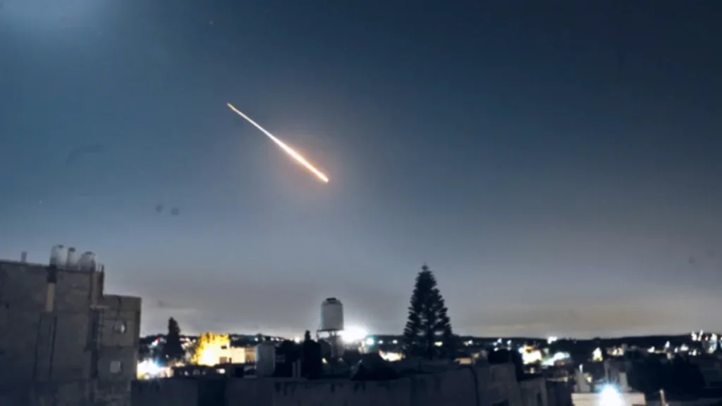 füze yağmuru - Füze Yağmuru: Konya'dan Destek Çağrısı